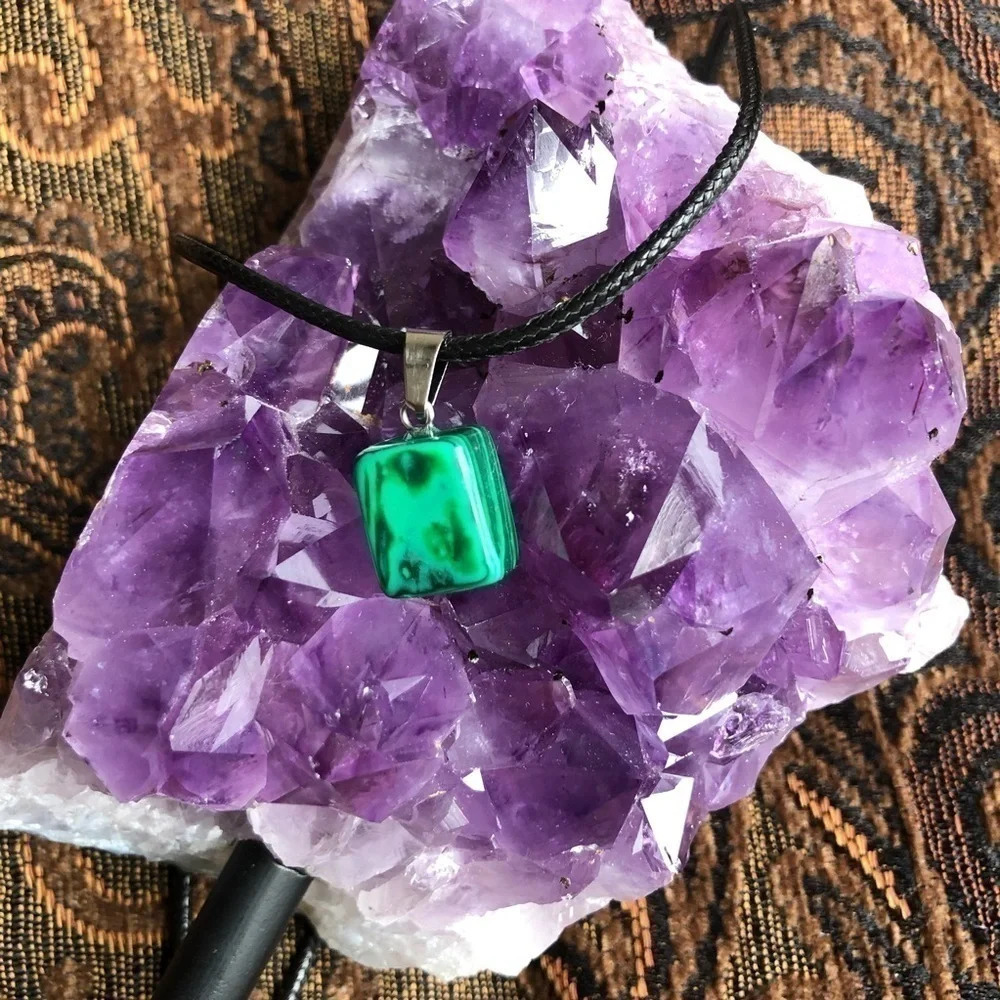 Irregular Natural Stone Pendant Necklace